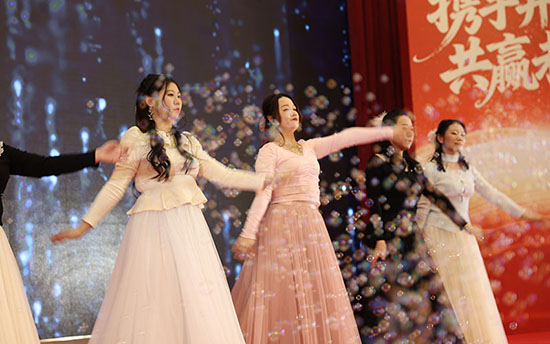 十载筑梦 骏启新程 | 88858cc永利2026旺年会暨十周年盛典圆满举行